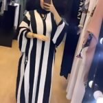 ملحفه ابيض وبيج في اسود