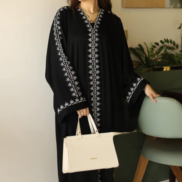عباية ورود